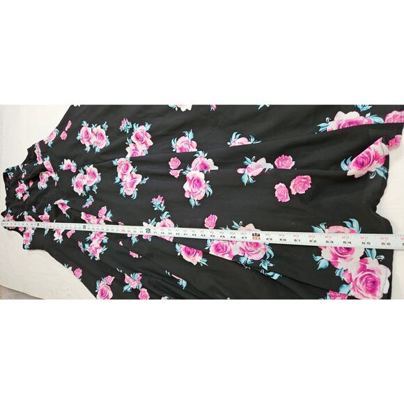 Torrid Maxi Dress 10 Black Sleeveless High Neck Lined Pink Rose Pattern - Picture 4 of 6